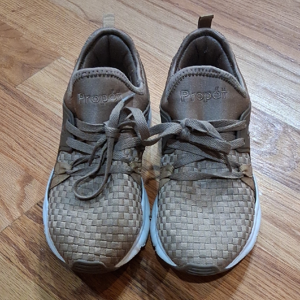 Propet Women's Brown Woven Sneakers
